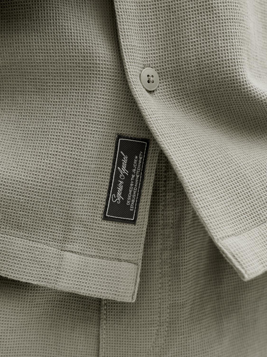 model_shot-detail